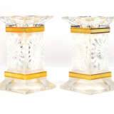 Paar Lalique Kerzenhalter mit goldenen Applikationen und Blumendekor - photo 2