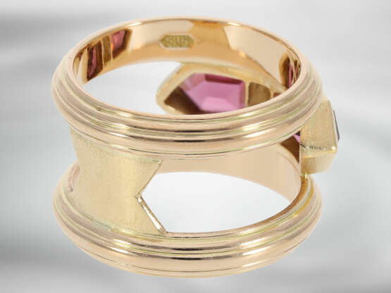 Ring: unikater Designerring mit pinkfarbenen Turmalinen und einem schönen Diamanten im Emerald-Cut, 14K Gold - photo 4