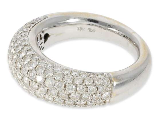 Ring: hochwertiger Pavé Brillantring, insgesamt ca. 2ct, 18K Weißgold - Foto 3