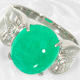 Ring: neuwertiger Platinring mit großem Smaragd von sehr guter Qualität, 6,65ct - photo 1