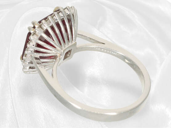 Ring: Goldschmiedering mit großem Rubin von ca. 7ct - photo 5