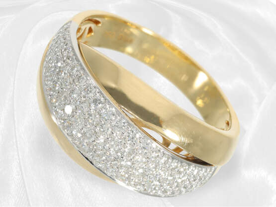 Ring: Außergewöhnlicher und ungetragener Brillant-Goldschmiedering im Overcross-Design, 18K Gelbgold - Foto 3