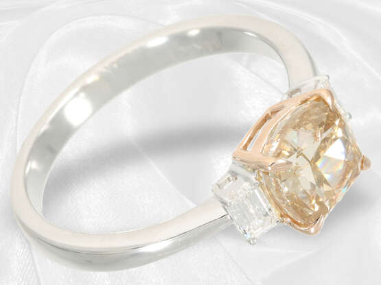 Ring: moderner Diamantring mit großem Fancy Diamant von ca. 2ct - Foto 2