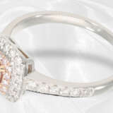 Ring: moderner Brillantring mit einem pinken Fancy Diamanten von ca. 0,35ct - фото 2