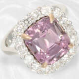 Neuwertiger dekorativer Saphir/Brillant-Goldschmiedering, wertvoller pink-violetter Saphir von ca. 6,86ct - photo 4