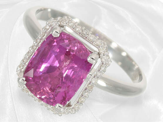 Ring: neuwertige Goldschmiedearbeit, äußerst interessanter und teurer "Purple Intense" Saphir von ca. 3,6ct - photo 3