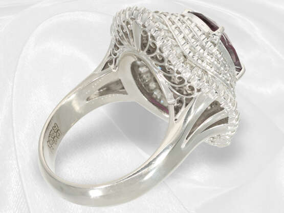 Ring: ehemals sehr teurer, hochfeiner Rubin/Diamant-Ballerina-Cocktailring, Platin, ca. 5,17ct - photo 7
