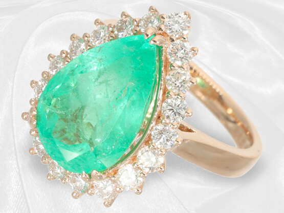 Ring: moderner, ehemals sehr teurer Smaragd/Brillantring, natürlicher kolumbianischer Smaragd von 6,5ct, mit GRS Gemstone Report - photo 4
