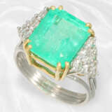 Ring: hochwertiger Brillant/Smaragd-Goldschmiedering, feiner Smaragd von ca. 7ct - фото 1