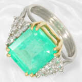Ring: hochwertiger Brillant/Smaragd-Goldschmiedering, feiner Smaragd von ca. 7ct - фото 2