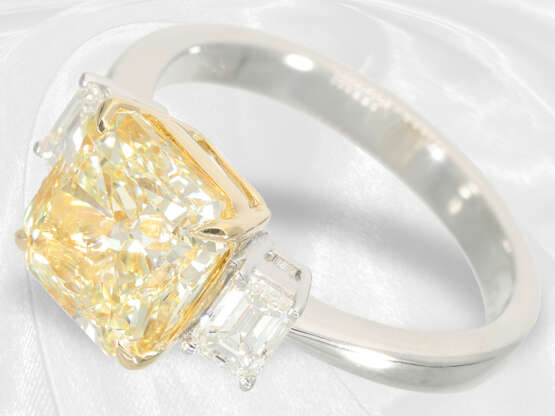 Ring: hochfeiner Fancy Brillantring sehr seltener Farbe, 4,02ct, GIA Report - Foto 2