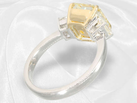 Ring: hochfeiner Fancy Brillantring sehr seltener Farbe, 4,02ct, GIA Report - photo 5