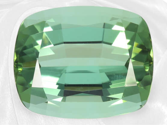 Leuchtend grüner, wertvoller Turmalin im Cushion-Cut, ca. 26,66ct - фото 2