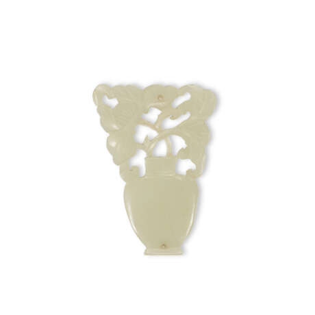A GROUP OF ELEVEN WHITE AND PALE CELADON JADE OPENWORK ORNAMENTS - photo 4