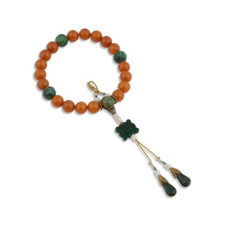 AN AMBER ROSARY - Foto 1
