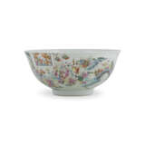 A FAMILLE ROSE ‘HUNDRED BOYS’ BOWL - photo 1