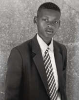 ZANELE MUHOLI (NÉE EN 1972)