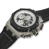 AUDEMARS PIGUET, REF. 26078IO.OO.D001VS.01, ROYAL OAK OFFSHORE, RUBENS BARRICHELLO II, A LIMITED EDITION TITANIUM AND CERAMIC CHRONOGRAPH WRISTWATCH WITH DATE, NUMBERED 906 OUT OF 1000 EXAMPLES - photo 2