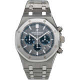 AUDEMARS PIGUET, REF. 26331IP.OO.1220IP.01, ROYAL OAK, A LIMITED EDITION PLATINUM AND TITANIUM CHRONOGRAPH BRACELET WATCH WITH DATE, LIMITED TO 500 EXAMPLES - photo 2