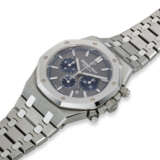 AUDEMARS PIGUET, REF. 26331IP.OO.1220IP.01, ROYAL OAK, A LIMITED EDITION PLATINUM AND TITANIUM CHRONOGRAPH BRACELET WATCH WITH DATE, LIMITED TO 500 EXAMPLES - фото 3