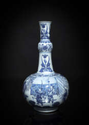 Feine unterglasurblau dekorierte Flaschenvase mit Romanszene