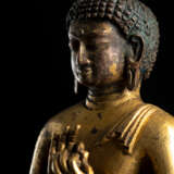 Stehende feuervergoldete Bronze des Buddha Shakyamuni - photo 2
