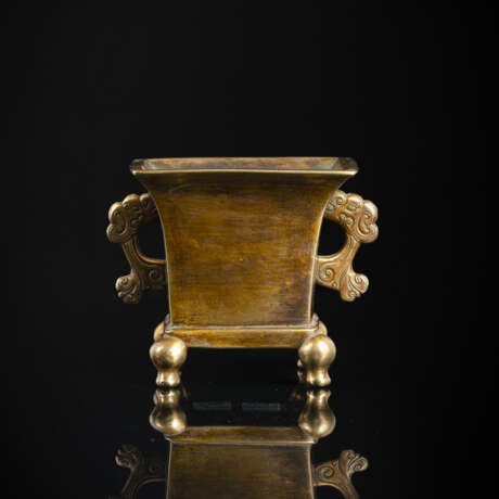 Goldfarbener Weihrauchbrenner aus Bronze mit seitlichen Handhaben - photo 1