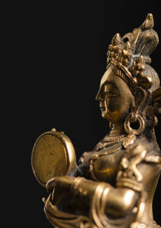 Feine feuervergoldete Bronze, möglicherweise Mandarava - photo 4