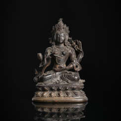 Bronze der Ushnishavijaya auf einem Lotus