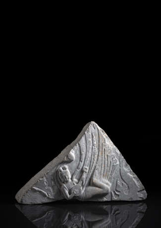 Fragment eines Nimbus aus Kalkstein - Foto 1