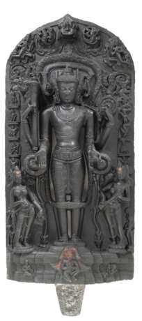 Feine Stele aus grauem Schiefer mit Darstellung des Vishnu - photo 1