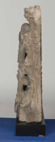 Stele aus Sandstein mit Darstellung der Durga - photo 5