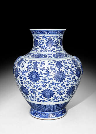 Feine kaiserliche Vase in 'Hu'-Form - photo 7