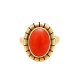 Konvolut Korallschmuck: Ring, Ohrringe, Brosche, - Foto 3