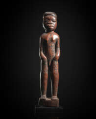 Männliche Makonde Statue aus Holz