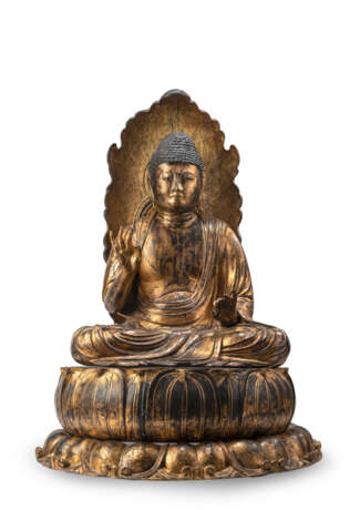 Sehr große Holzfigur des Buddha Shakyamuni mit goldener und schwarzer Lackfassung - photo 1