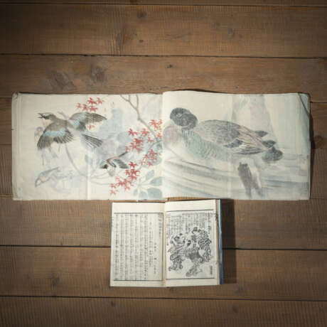 Heft mit 21 anonymen Zeichnungen von Vögeln und ein illustriertes Holzschnittbuch, gedruckt in sumizuri - фото 1