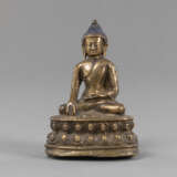 Kleine Bronze des Buddha Shakyamuni - фото 1