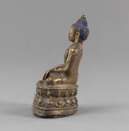 Kleine Bronze des Buddha Shakyamuni - photo 2