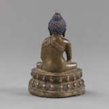 Kleine Bronze des Buddha Shakyamuni - фото 3