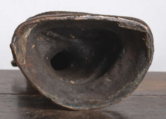 Bronze des Amitayus mit Resten von Bemalung - Foto 4
