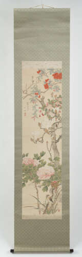 Neujahrsbild mit Blumenzweigen und Bambus nach Xie Zhiliu und eine japanische Seidenmalerei mit Frühlingsblumen - фото 5