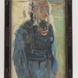 Portrait einer Dame in traditioneller Tracht und Kopfschmuck - Foto 2