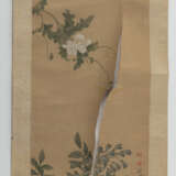 Zwei Malereien: Krieger mit Bogen und langer Aufschrift bzw. Mohn mit Glyzine, sign. Qingyu Nüshi (Yun Bing, aktiv Qianlong bis Daoguang) - Foto 2