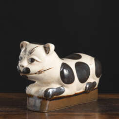 Nackenstütze aus 'Cizhou'-Keramik in Form einer Katze