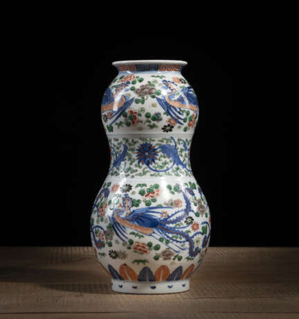 Porzellanvase mit 'Wucai'-Phoenixdekor - photo 1