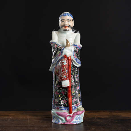 Polychrome Porzellanfigur des Li Tieguai - photo 1