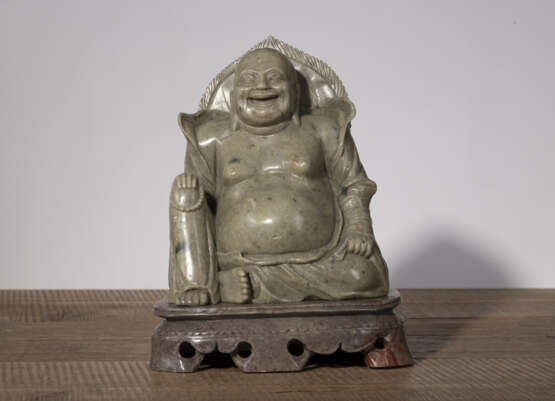 Specksteinfigur des lachenden Budai - photo 4