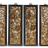Vier vergoldete und in Durchbruch gearbeitete Reliefschnitzereien aus Holz - Foto 1