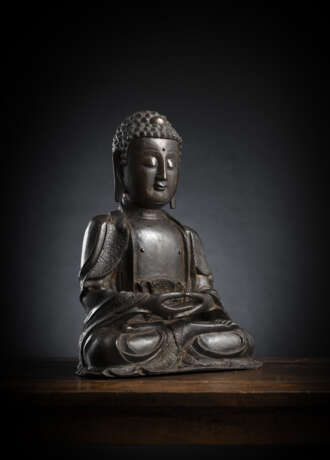 Große Bronze des sitzenden Buddha Shakyamuni - photo 2